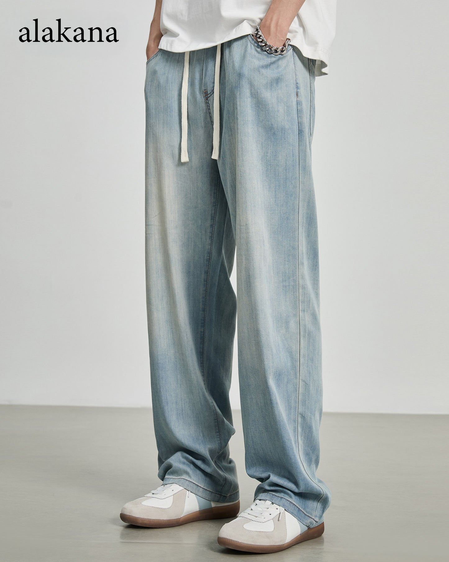 Men's Washed Wide Leg Jeans