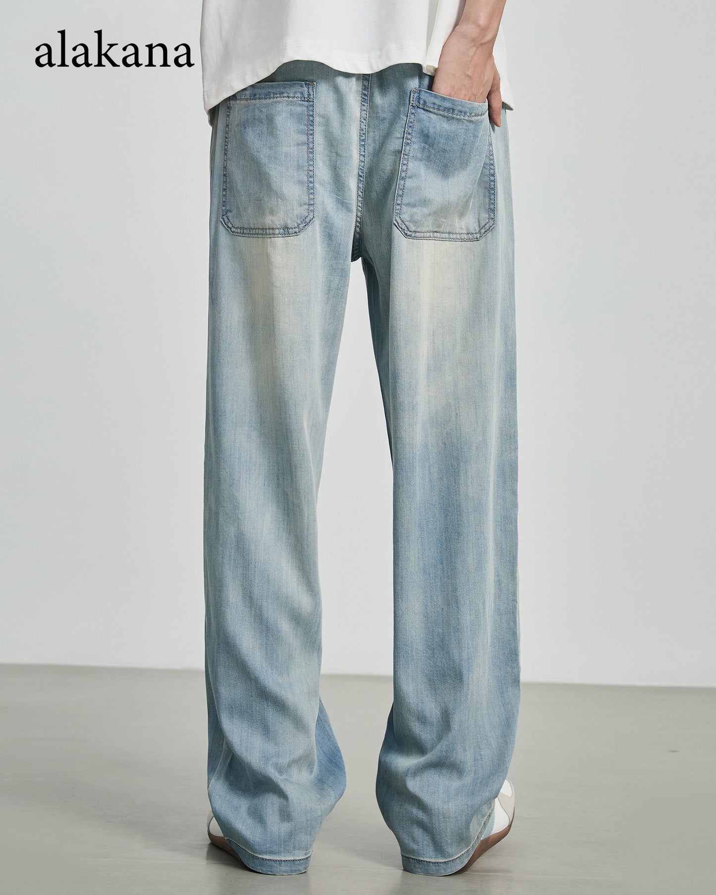 Men's Washed Wide Leg Jeans