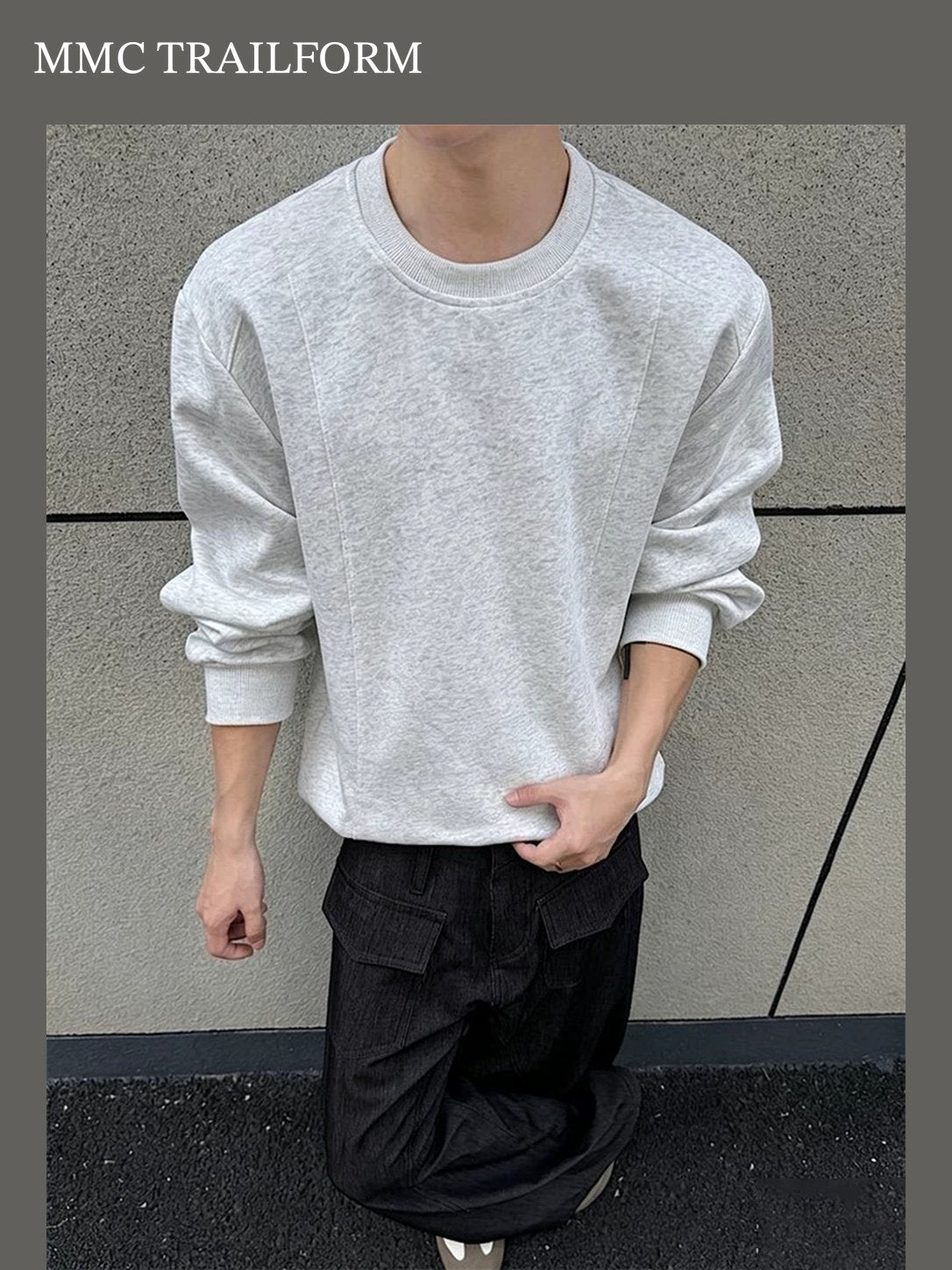 Men's Relaxed Contrast Panel Crewneck Sweatshirt