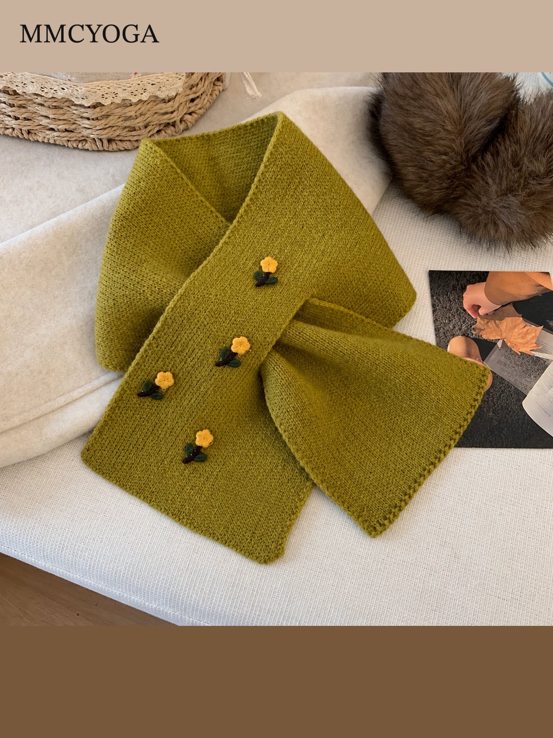 Cute Button-Detail Knit Scarf
