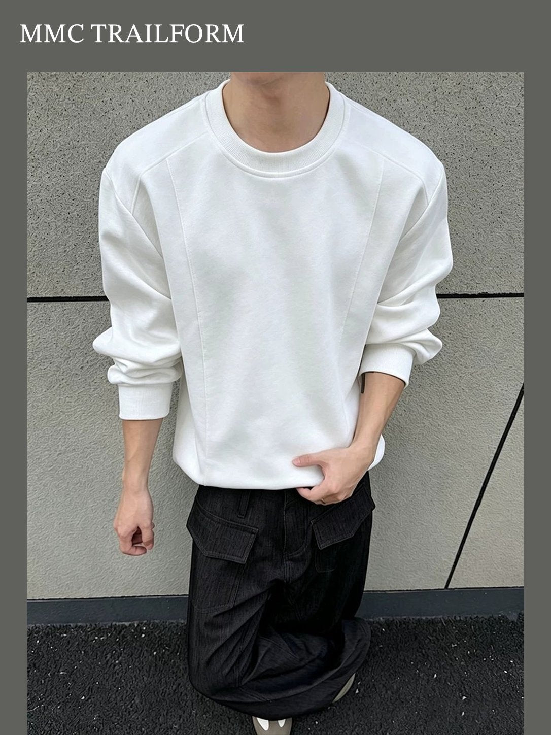 Men's Relaxed Contrast Panel Crewneck Sweatshirt
