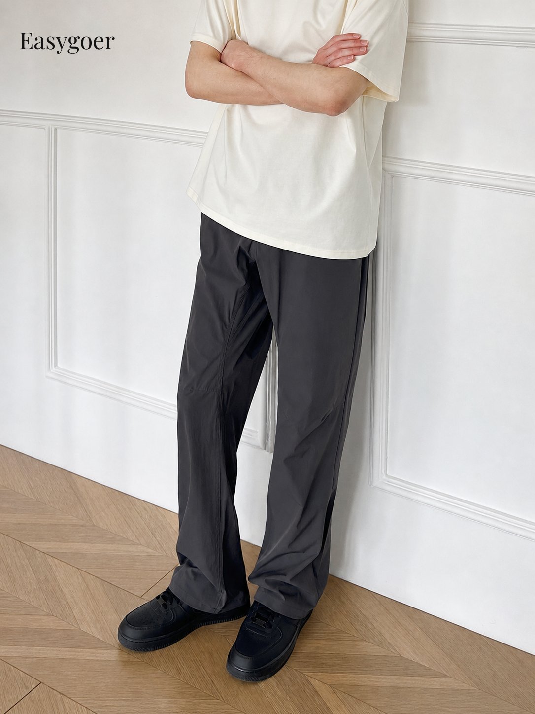 Men's Lightweight Relaxed Straight