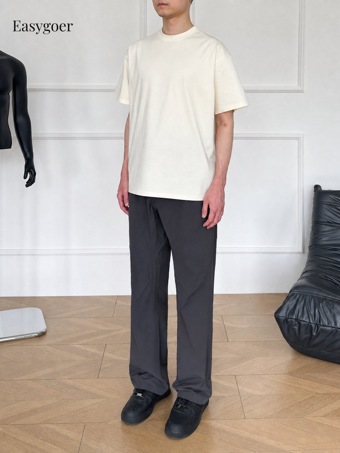 Men's Lightweight Relaxed Straight